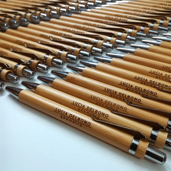 Penne in bambù personalizzate gadget promozionali geometra