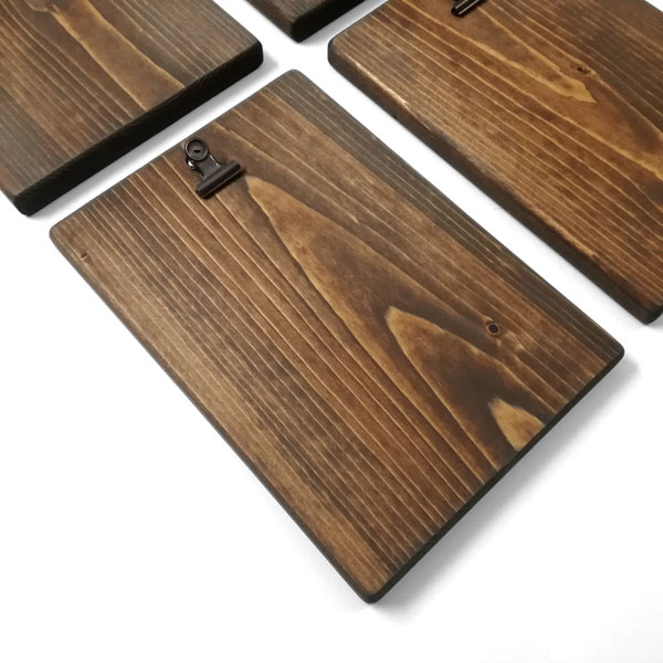 Porta menu in legno di abete massello con pinza in metallo