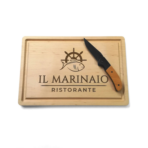 Tagliere grande in legno personalizzato con incisione laser logo ristorante