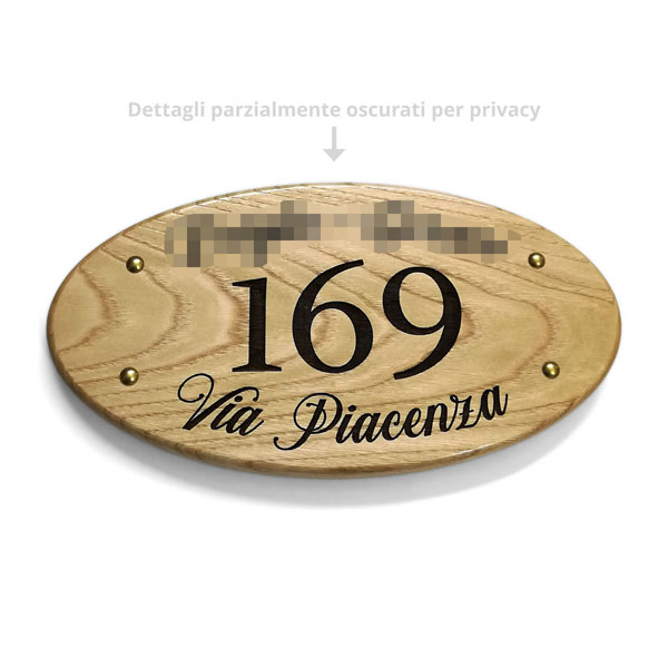 Targa ovale in legno con incisione personalizzata numero civico, cognomi ed indirizzo