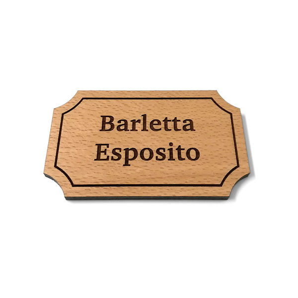 Targa in legno colore rovere con incisione personalizzata cognomi famiglia